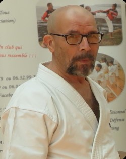 https://sktan.kalisport.com/public/10421/upload/files/ged/10-ahmed-portrait.jpg